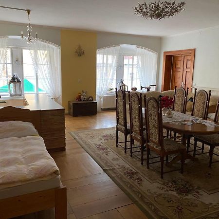 Apartman Gold Na Zamku เชสกา คาเมนิเซอ ภายนอก รูปภาพ