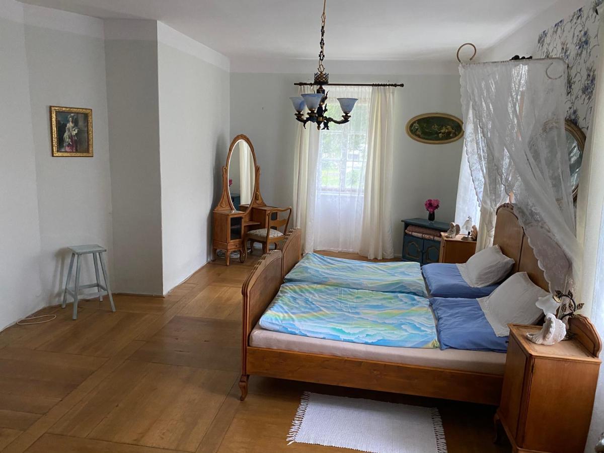Apartman Gold Na Zamku เชสกา คาเมนิเซอ ภายนอก รูปภาพ